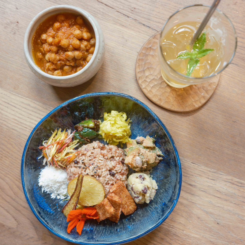 レストラン